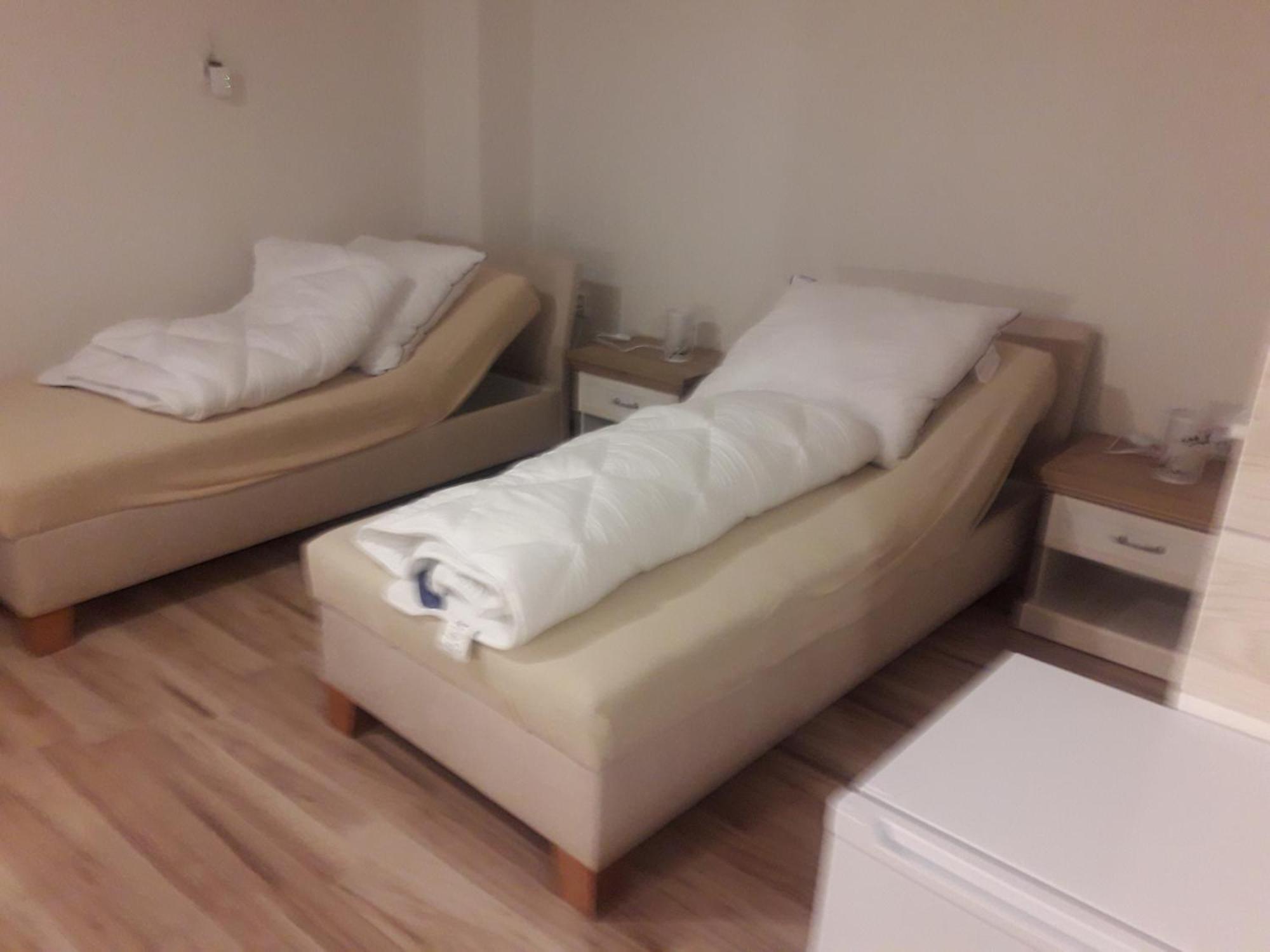 Turisticka Ubytovna Hotel Divin Экстерьер фото